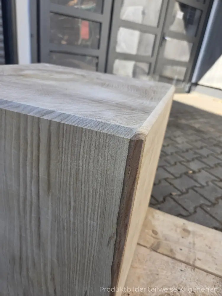 Holzwürfel aus Massivholz Eiche 50x50x50cm